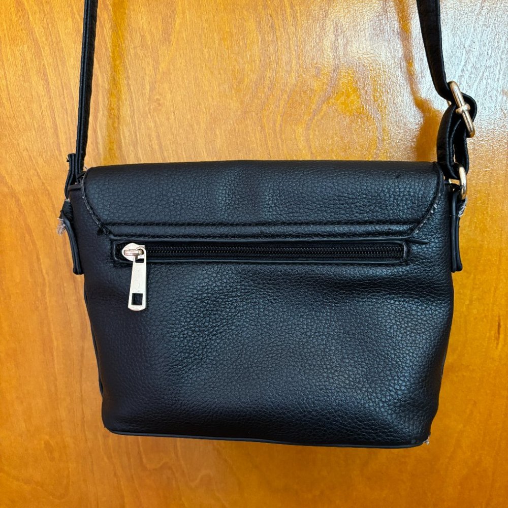 London Fog Black Shoulder Bag 9"x7"x2.5"‎ - Picture 5 of 16